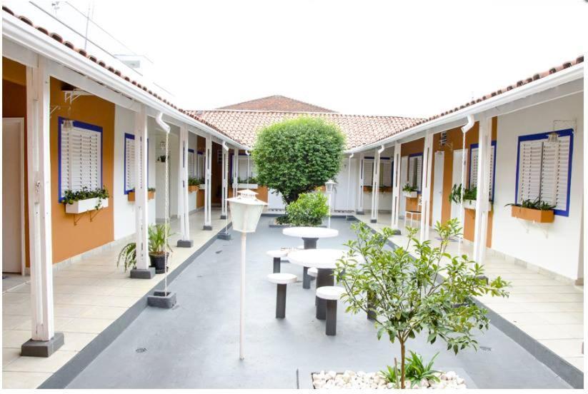 Hotel Gandhi Jacutinga Exterior photo
